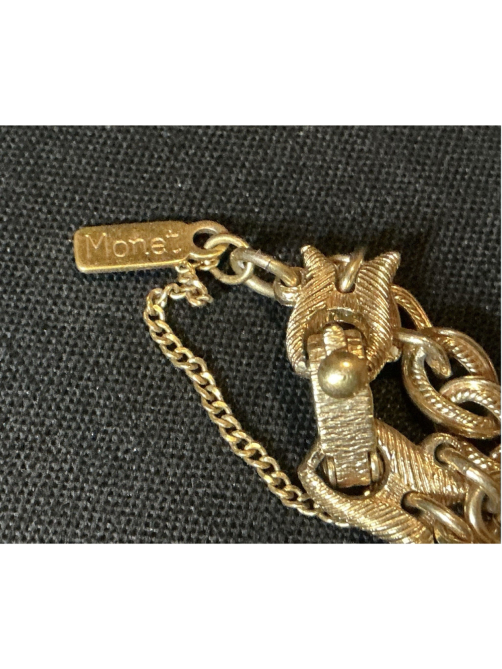Vintage Monet Gold Tone Curb Chain Bracelet Opening Happy Birthday Book Charm. - Picture 2 of 4
